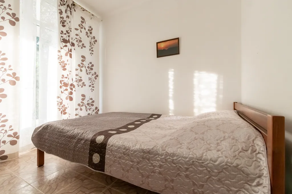 Квартира Комната — Новоотрадное