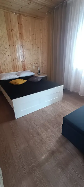 Дом с большой терассой