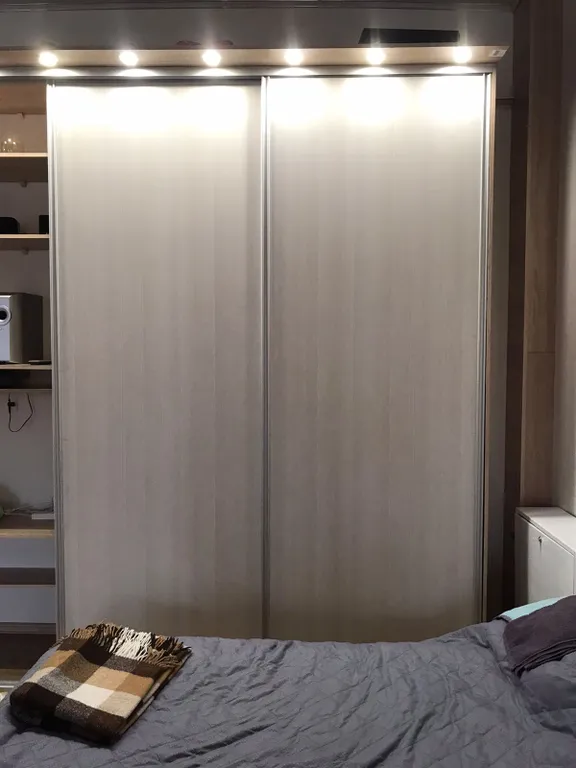 Двушка с высокими потолками в новостройке после ремонта