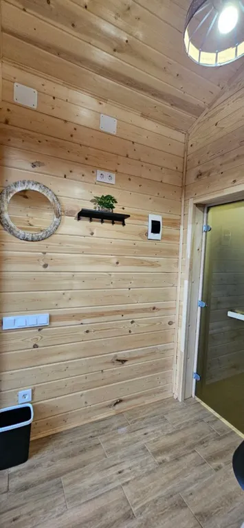 Уют6ый дом и баня, близи озера