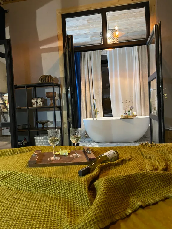 Семейный двухкомнатный номер -студио