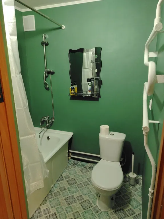 Просторная трехкомнатная квартира с видодом на море и парк маяк