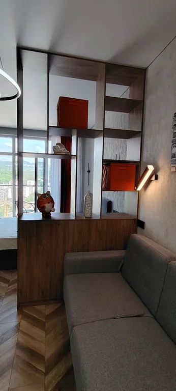 Студия с видом на горы