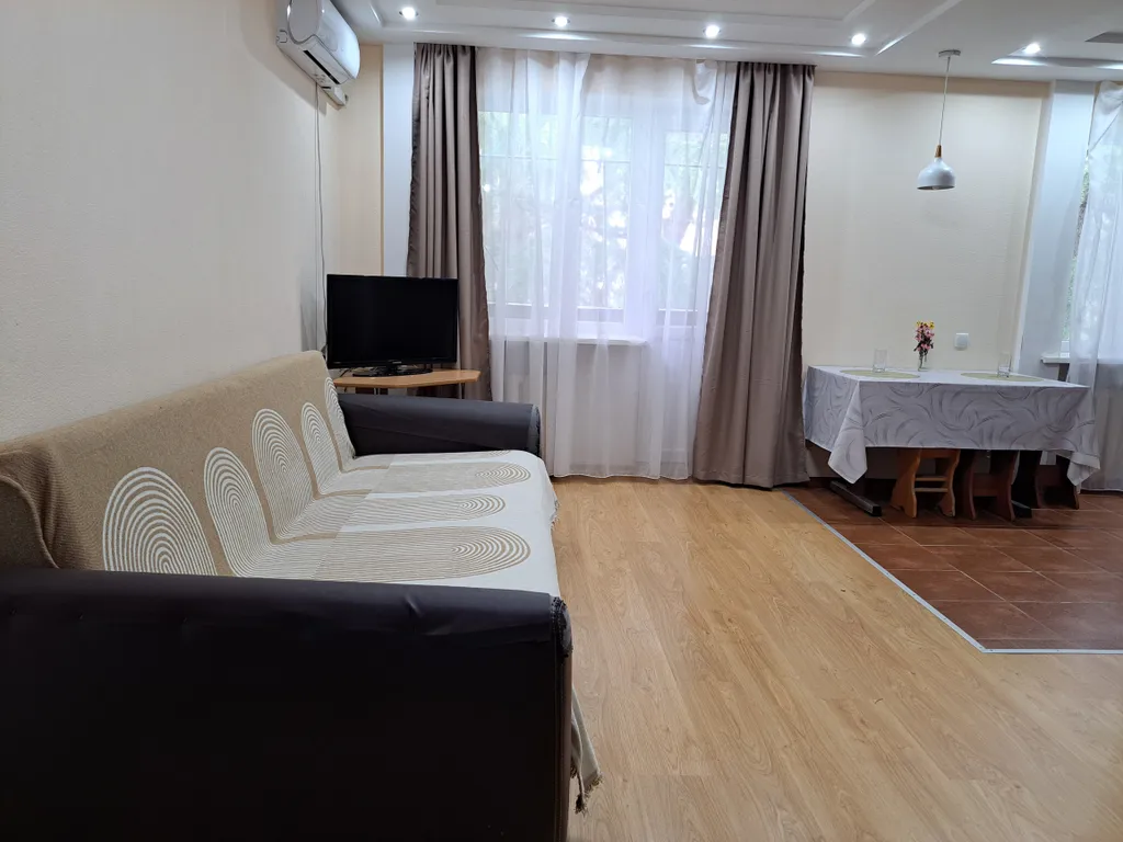 Квартира студия в центре Партенита