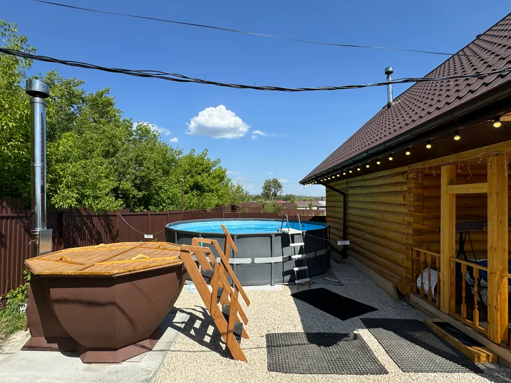 Загородный коттедж из сруба с баней, чаном, купелью и мангальной зоной