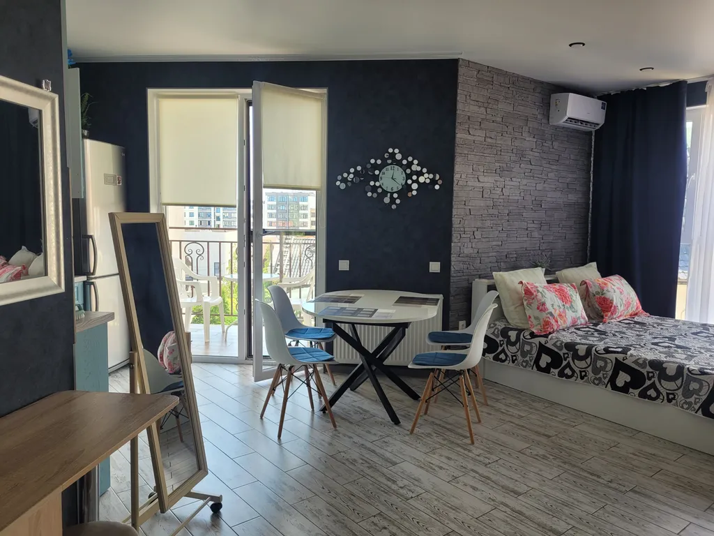 Квартира Студия с видом на море и горы — аренда посуточно в Новороссийск