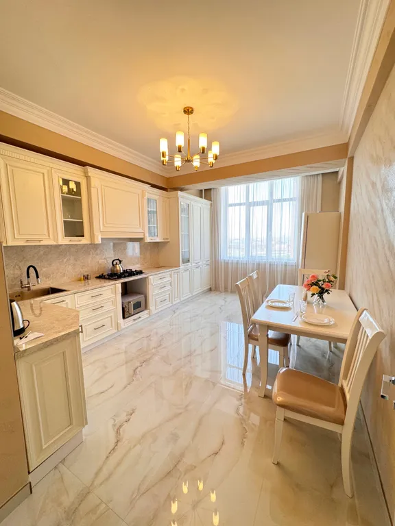 Квартира с дизайнерским ремонтом — аренда посуточно в Махачкала