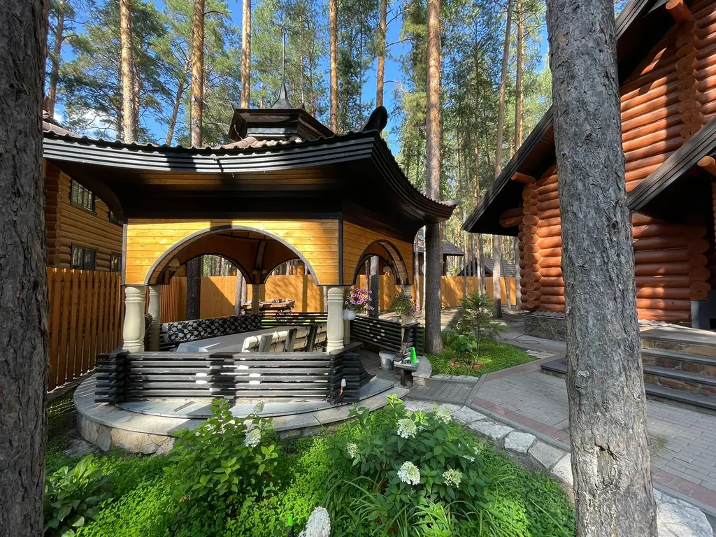 Отдельно стоящий коттедж премиум класса в сосновом бору