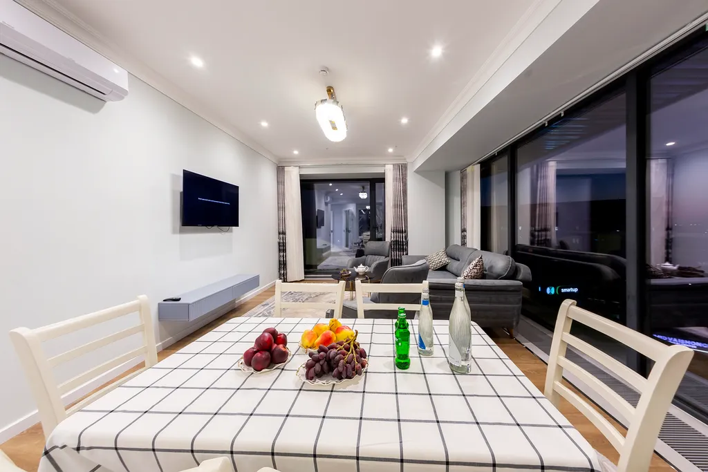 Современная квартира с панорамным видом, NRG U Tower