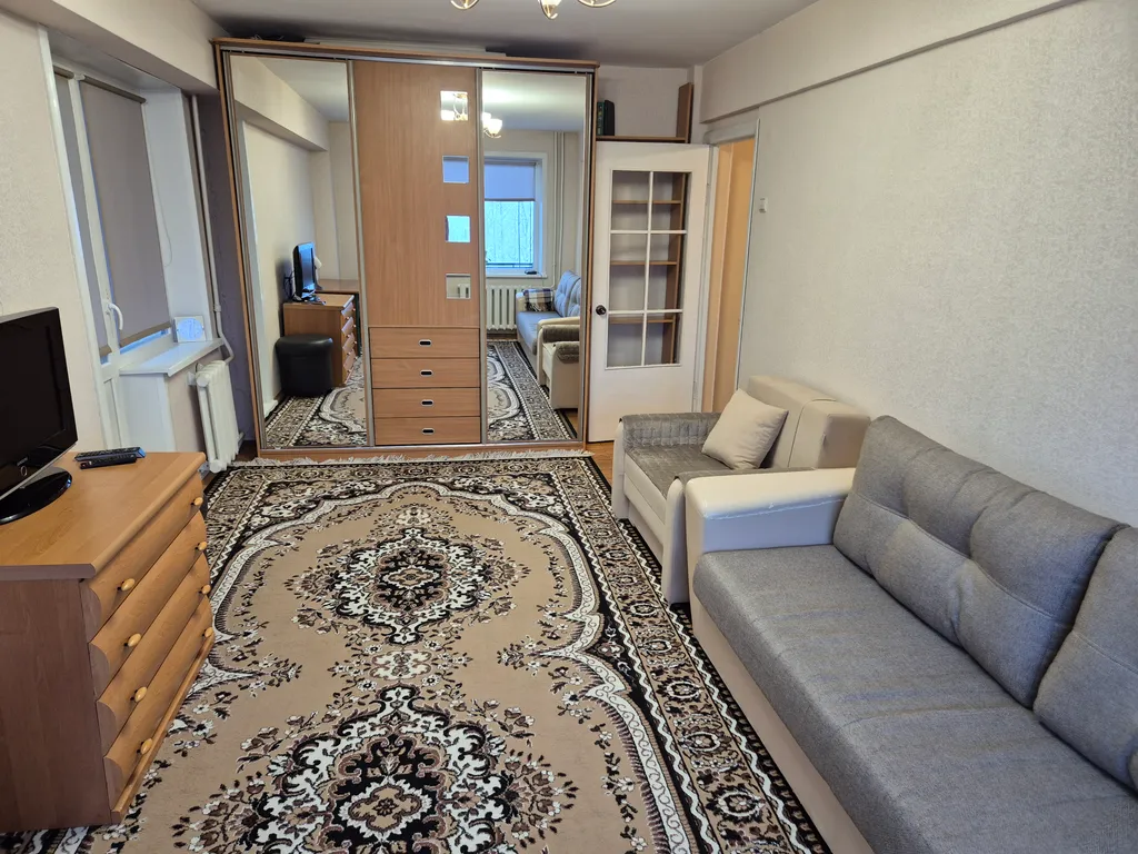 Светлая чистая однокомнатная квартира в центре города — аренда посуточно в Архангельск