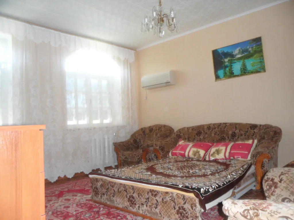 Трех комнатная квартира в частном доме в 5-ти минутах от набережной