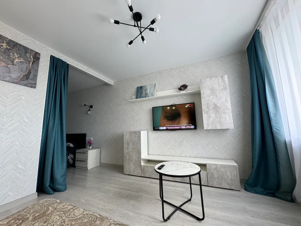 Дизайнерская квартира в самом центре города!