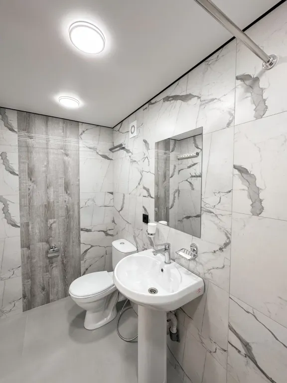 Апартаменты в центре города - вековые стены