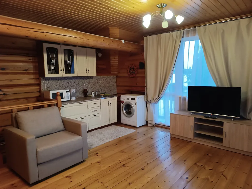 Уютный дом с видом на реку