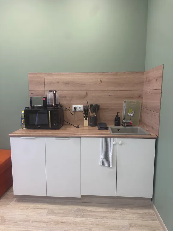 Квартирка со всеми удобствами на 27 этаже