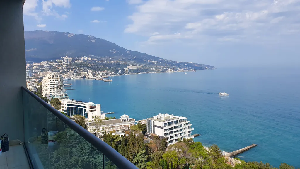 Квартира Апартаменты с прямым видом на море. — аренда посуточно в Ялта