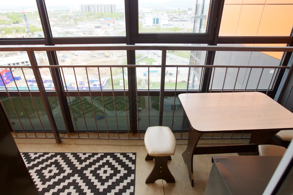 Квартира Квартира Дизайнерская студия на 17 этаже у ТРЦ Планета — Красноярск