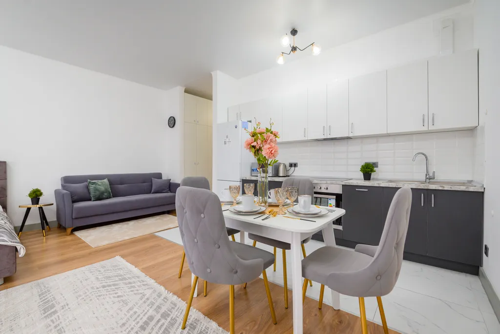 Просторная студия на Аль-Фараби