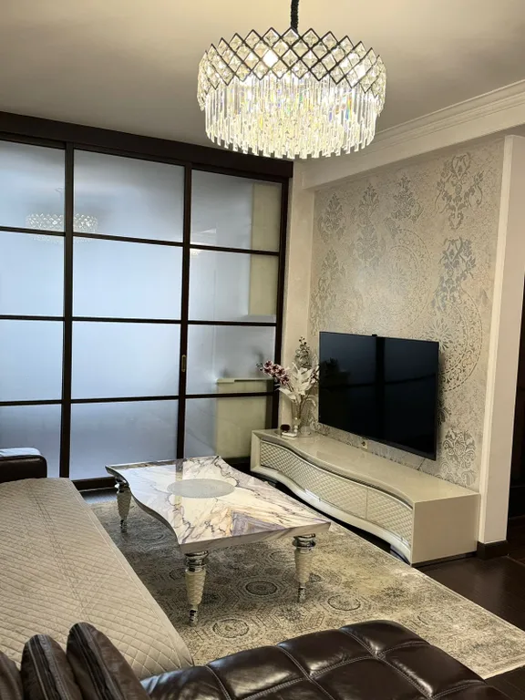 Уютная квартира в центре города с видом на море