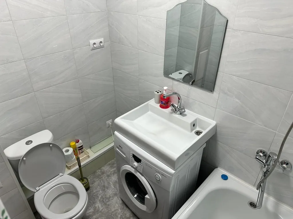 Со свежим ремонтом в ЖК Варяг