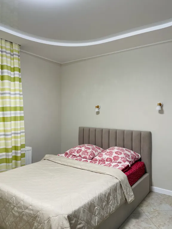 Квартира Уютная большая квартира-студия с ванной и балконом — Сапроново