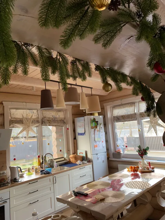 Деревянный комфортабельный дом на берегу озера