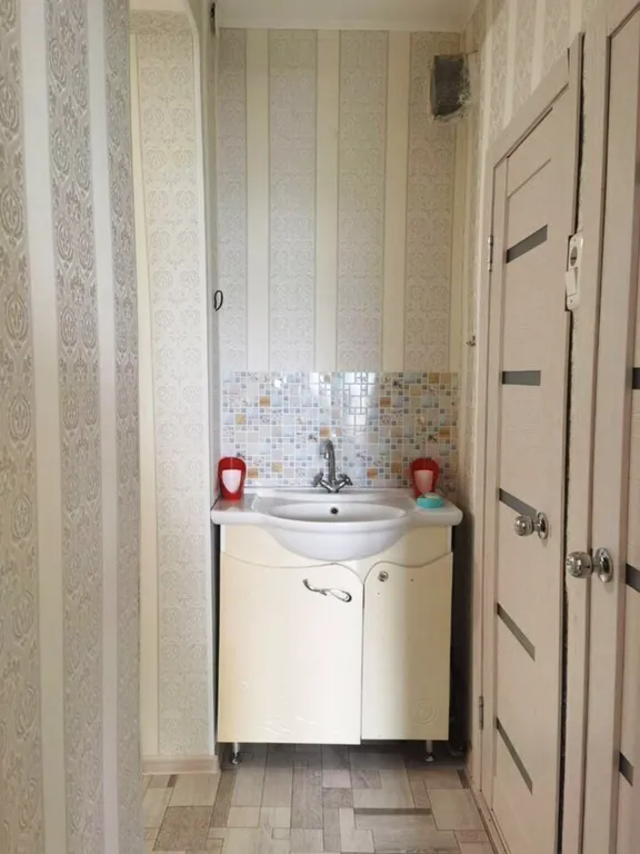 2-ком. квартира, с отчетными док-ми. с хорошим ремонтом, новой мебелью