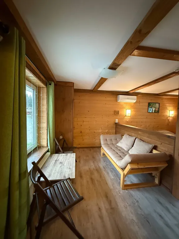 Норвежская деревня с двухспальной кроватью