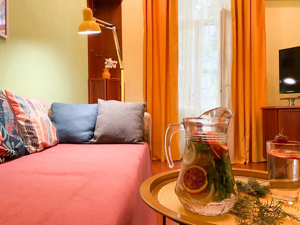 Квартира Квартира Счастье жить в центре Севастополя в яркой квартире с видом на Артбухту — Севастополь