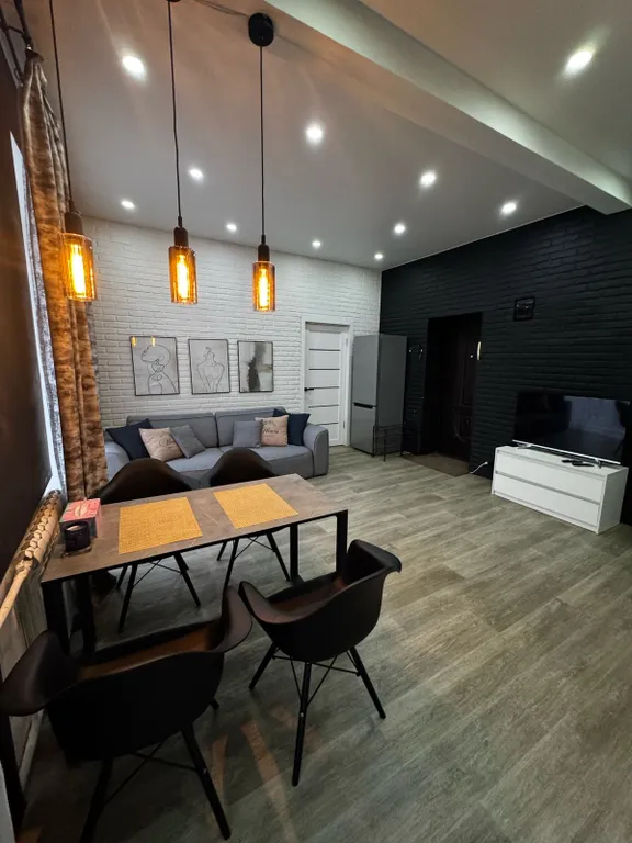 Лофт с видом на Драмтеатр — центр