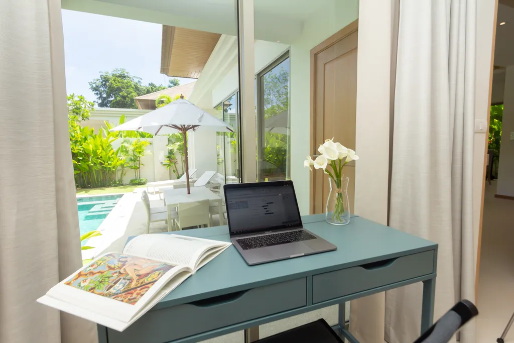 Светлая вилла с 3 спальнями и бассейном Бангтао, Лаян, Лагуна