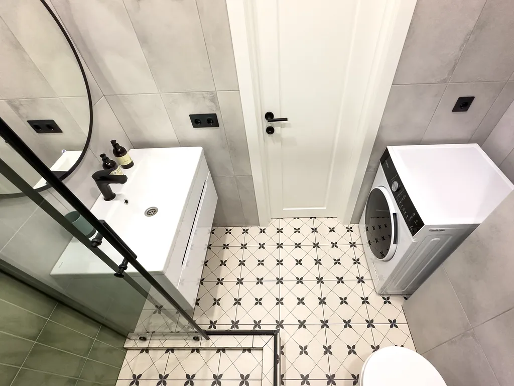 Однушка с видом на озеро