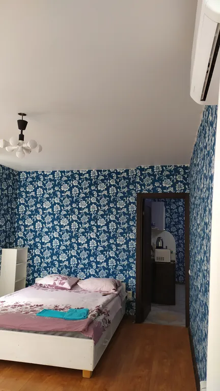 Эконом вариант пешком до площади Горького