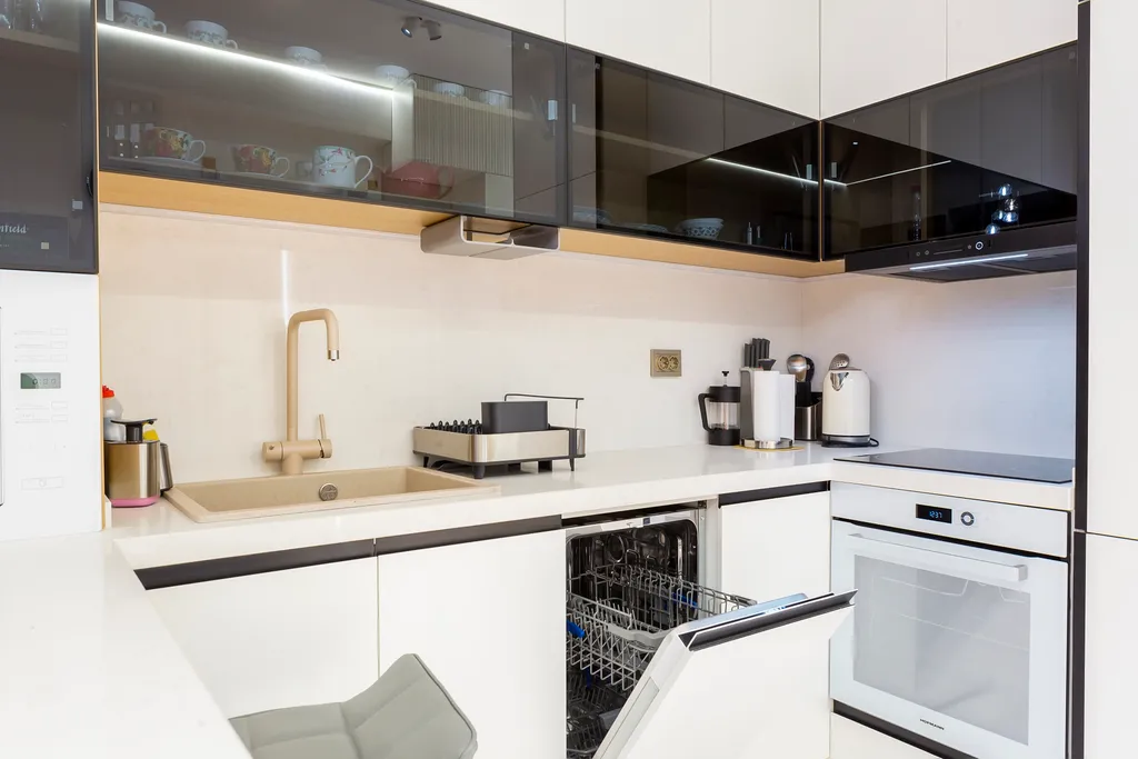 Уютная и теплая квартира в NRG U Tower