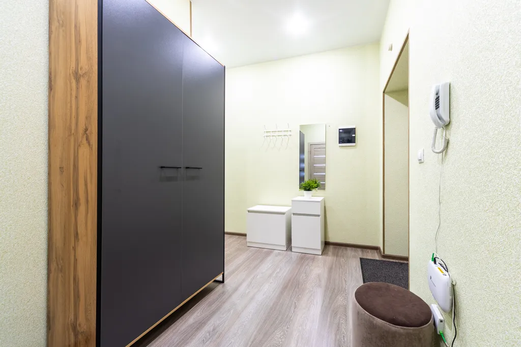 Просторная и люксовая квартира с новым ремонтом возле ТЦ Планета