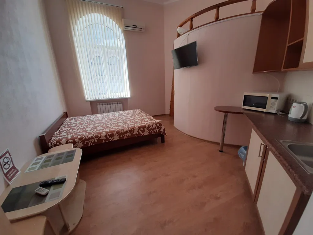 Уютная квартира в центре города — аренда посуточно в Ялта