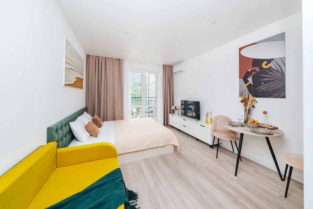 Светлая студия для семьи или компании, до моря 25 минут, парковка