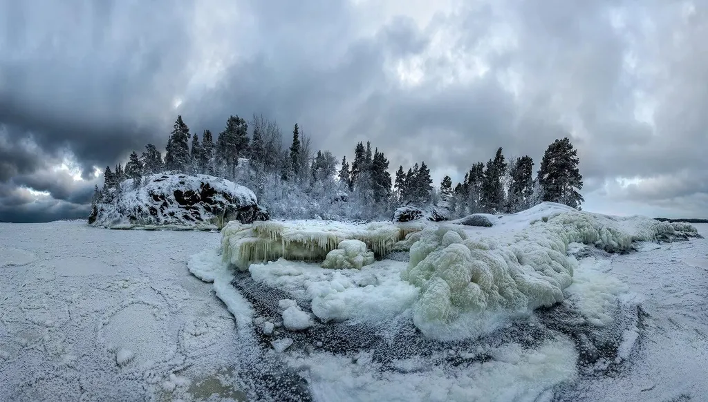 Дом с русской жаркой баней в Карелии