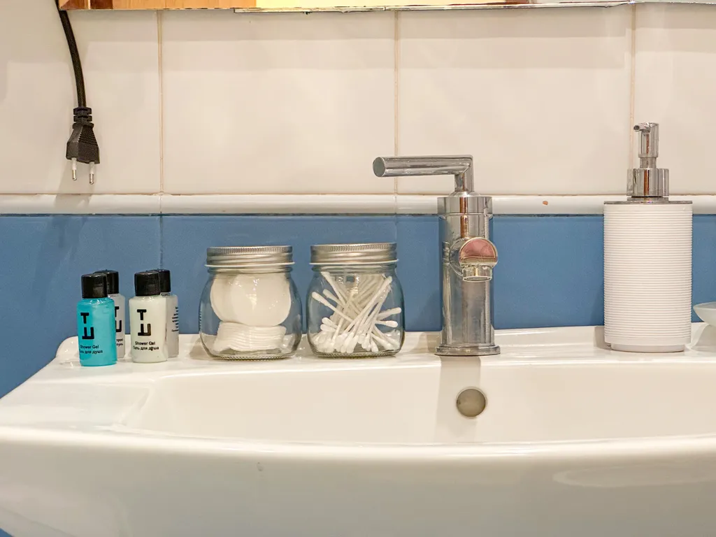 В центре под рукой все событие