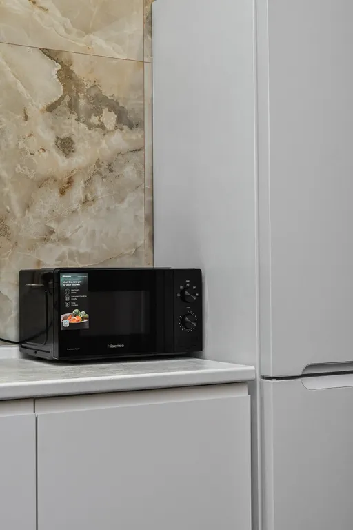 Комфортная современная квартира в центре Взлетки