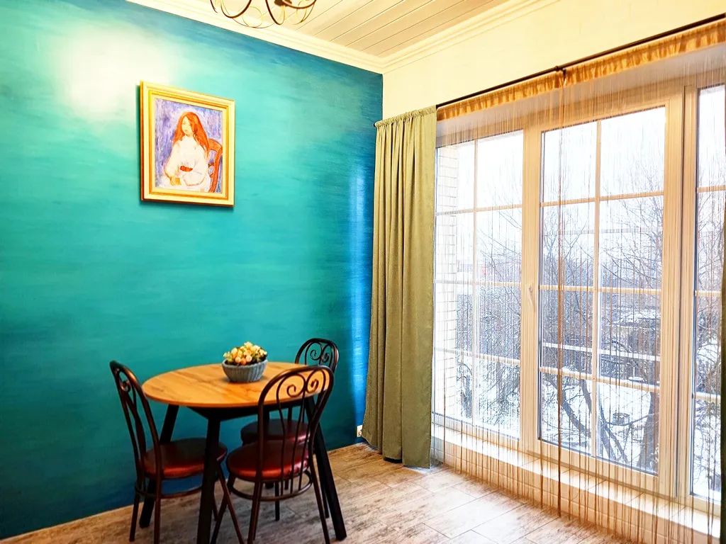 Двухкомнатный апартамент с видом на сад и внутренний дворик