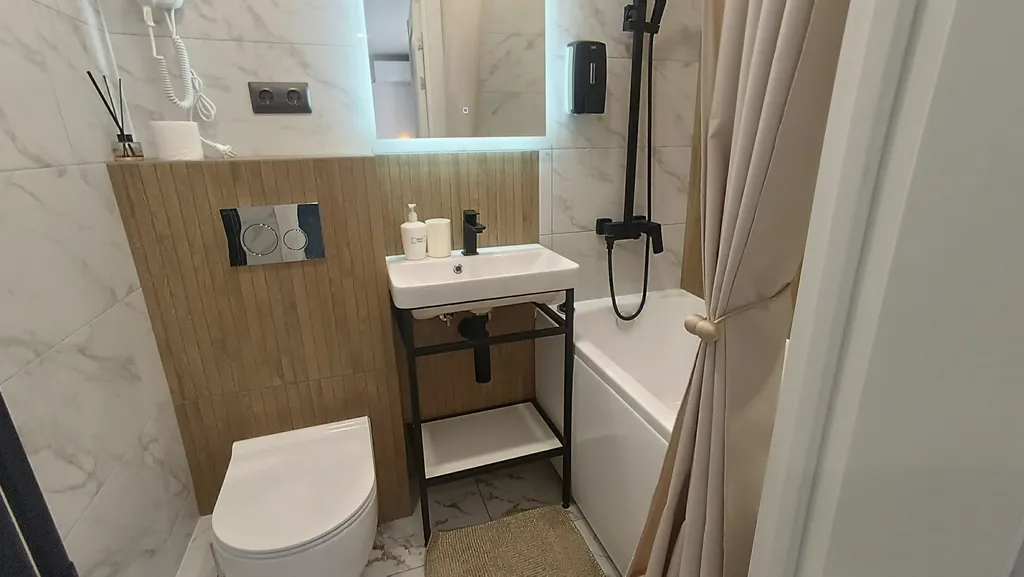 Трехместный комфорт с балконом