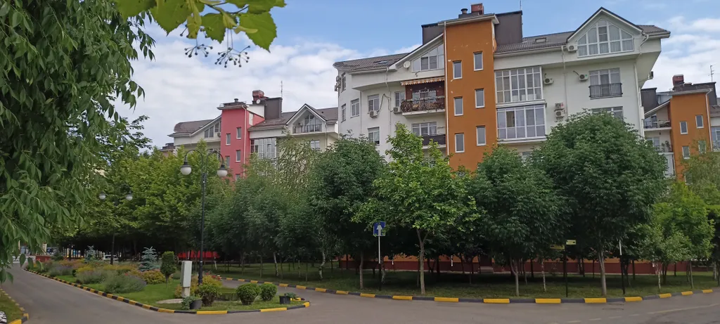 Квартира Большая квартира на мансарде для дружной семьи — Краснодар