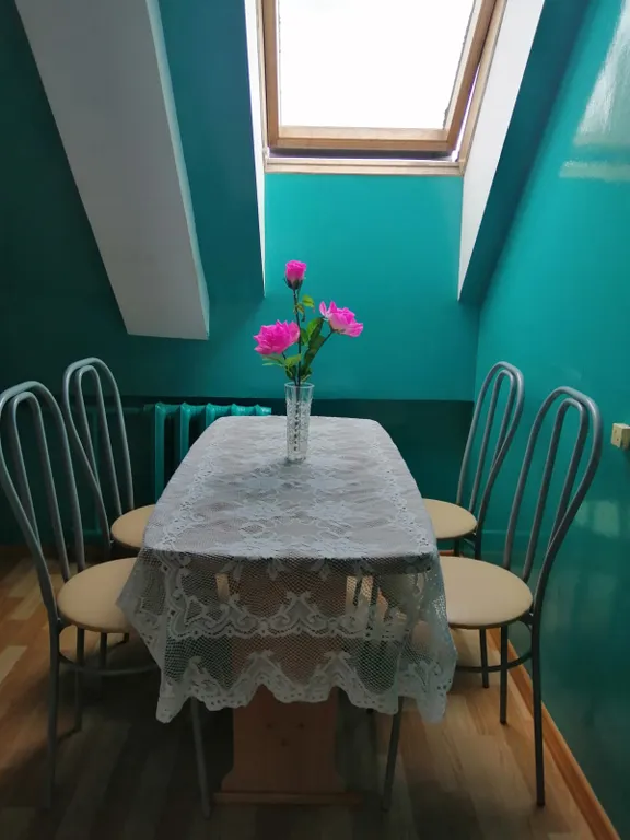 Просторная кв-ра в центральном районе со своей закрытой территорией