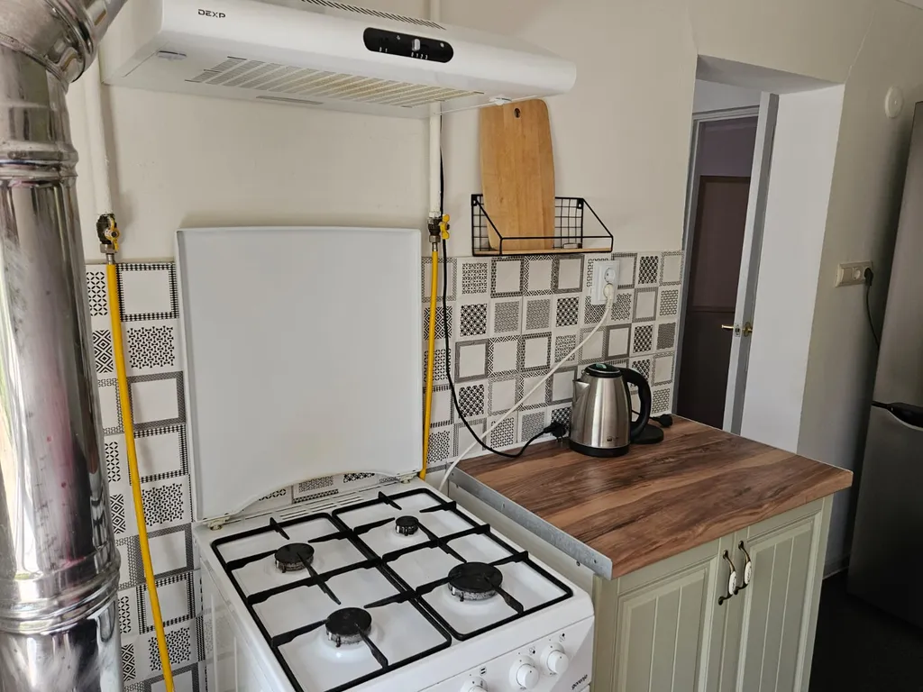 Дом в долине вязов