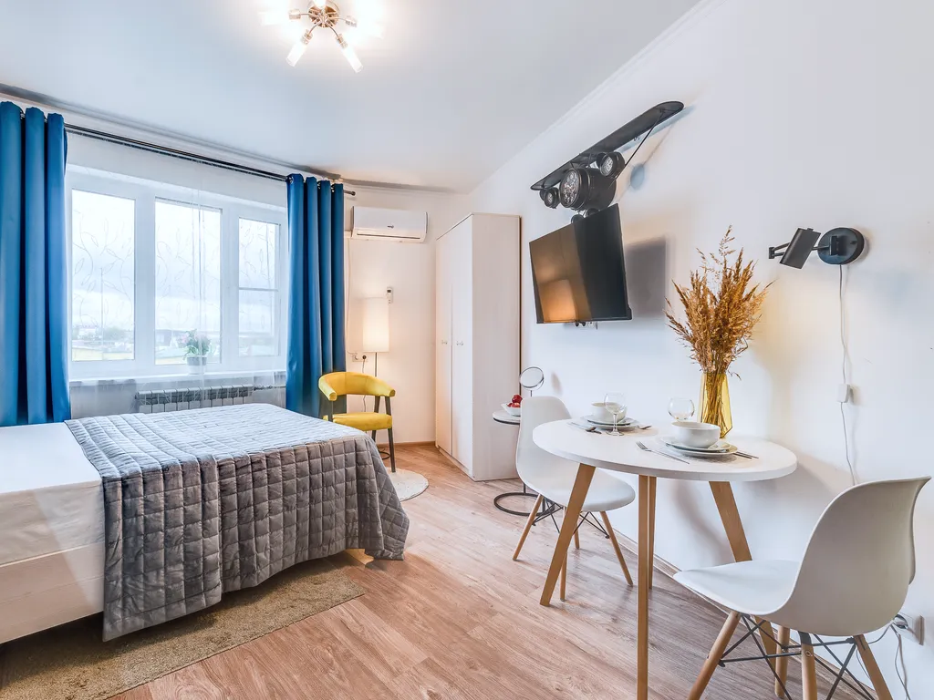 Новая студия, чистый подъезд, свежий ремонт, рядом аэропорт