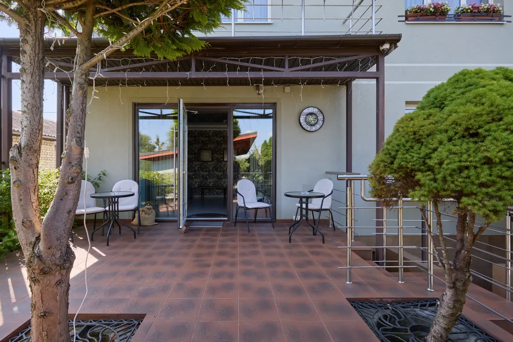 7-комнатный Дом