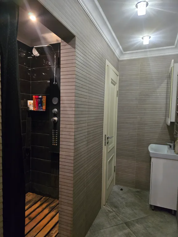 Тихий уют с бассейном для отдыха семьёй