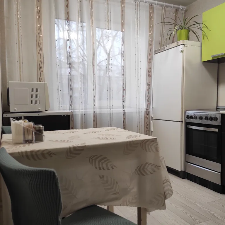 Квартира возле клиники Бакушева в Кузнецком районе