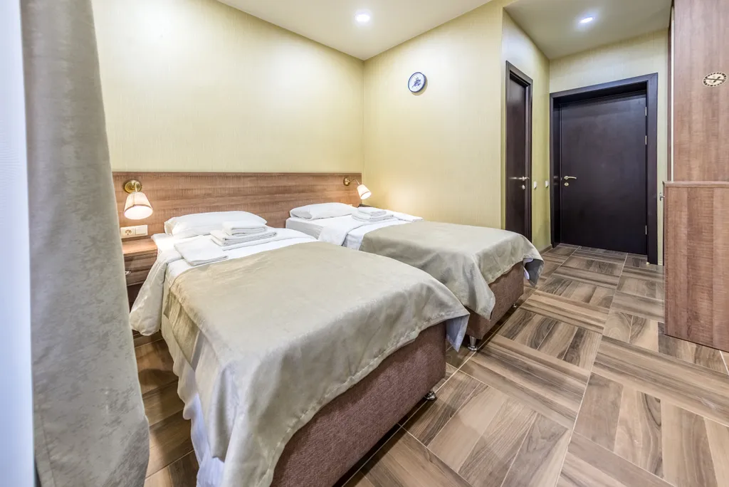 Улучшенный с балконом